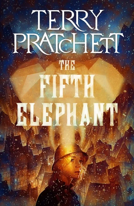 The Fifth Elephant by Terry Pratchett_69eef2cde6609.jpeg خرید و دانلود نسخه کامل کتاب صوتی انگلیسی فیل پنجم، اثر تری پرچت (از مجموعهی دیسکورلد, نگهبانان شهر) The Fifth Elephant by Terry Pratchett - تصویر 1